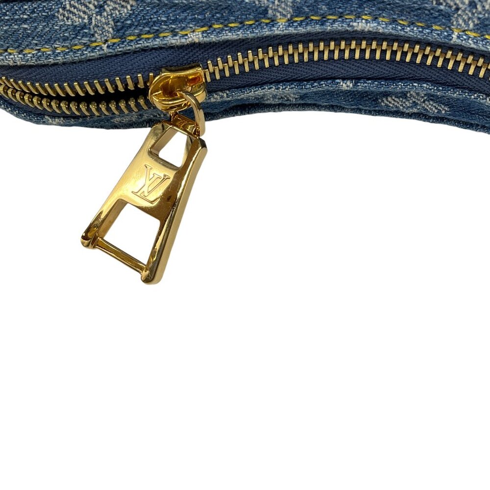 Louis Vuitton Denim Croissant Bag - Picture 10 of 12